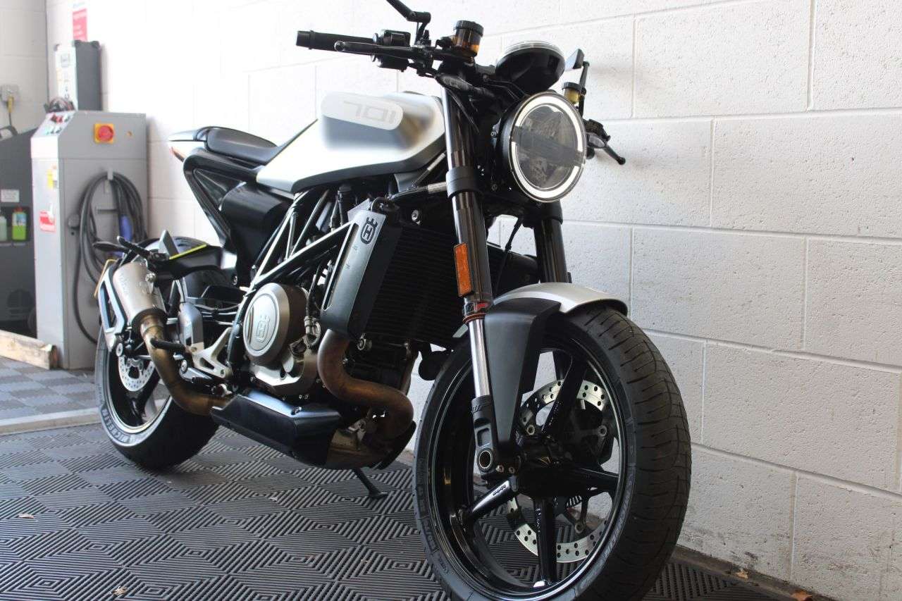 2019 HUSQVARNA VITPILEN 701 2019 HUSQVARNA VITPILEN 701