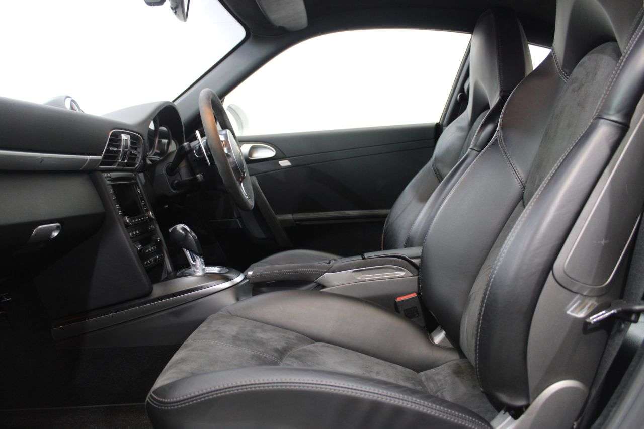 2011 PORSCHE 911 2011 PORSCHE 911