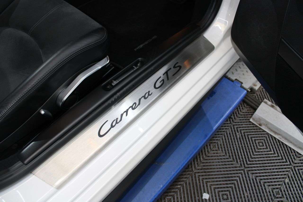 2011 PORSCHE 911 2011 PORSCHE 911