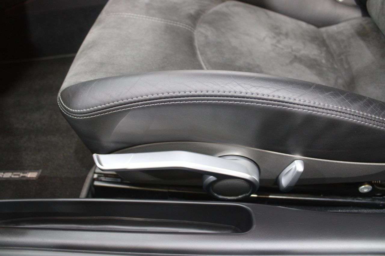 2011 PORSCHE 911 2011 PORSCHE 911