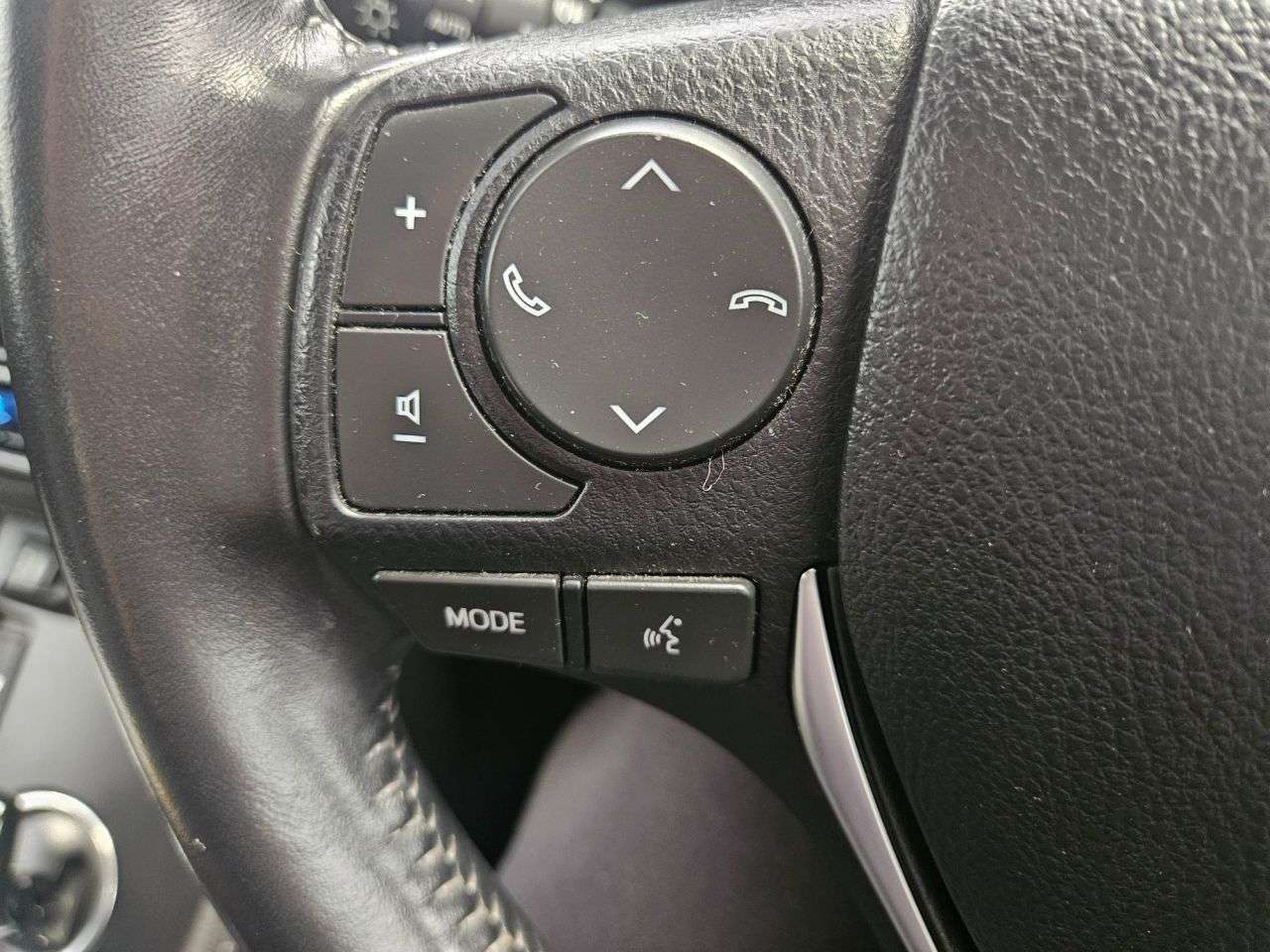 2016 TOYOTA AURIS 2016 TOYOTA AURIS