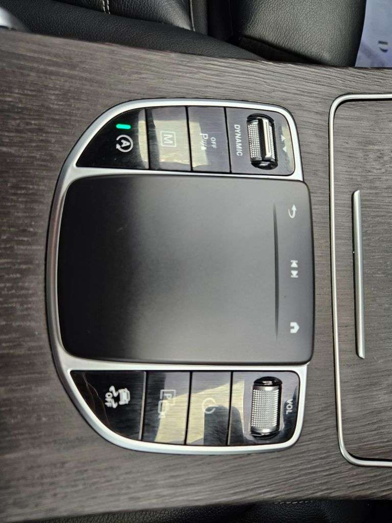 2021 MERCEDES-BENZ GLC 2021 MERCEDES-BENZ GLC