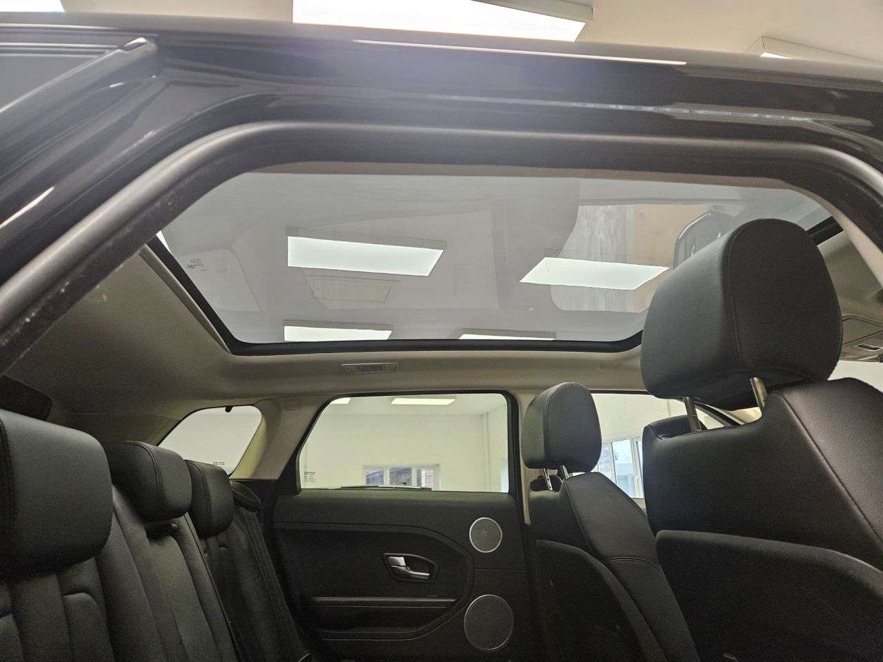 2015 LAND ROVER RANGE ROVER EVOQUE 2015 LAND ROVER RANGE ROVER EVOQUE