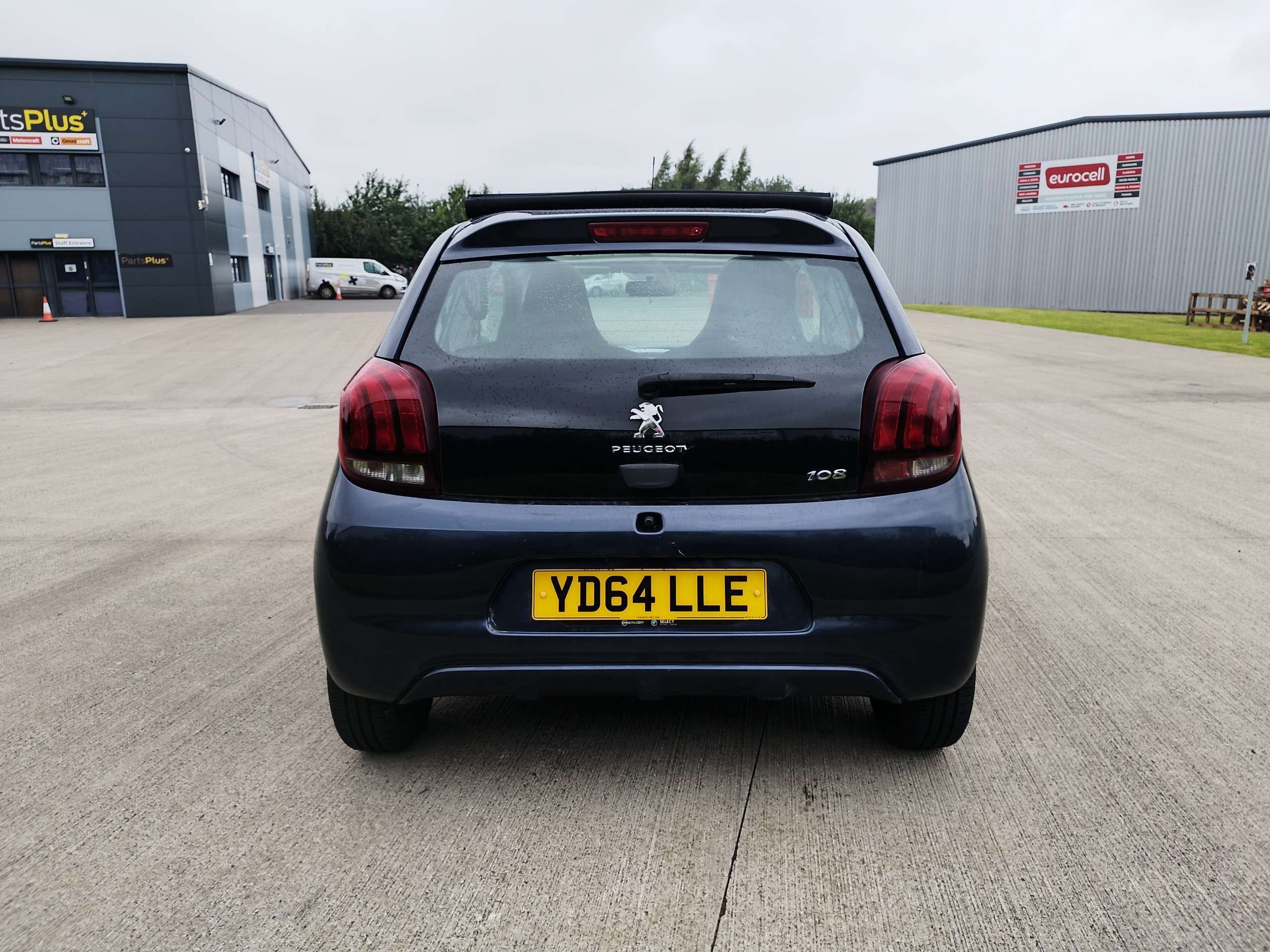 2014 PEUGEOT 108 2014 PEUGEOT 108