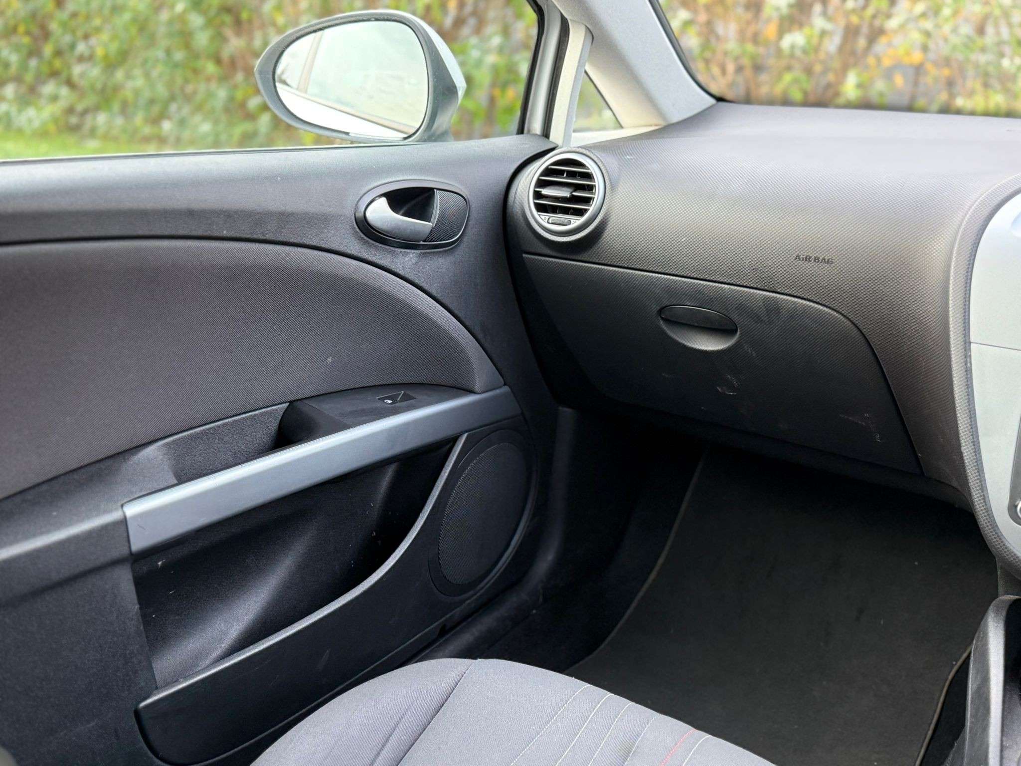 2011 SEAT LEON 2011 SEAT LEON