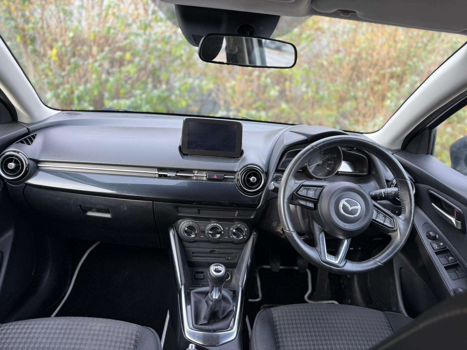2017 MAZDA MAZDA2 2017 MAZDA MAZDA2