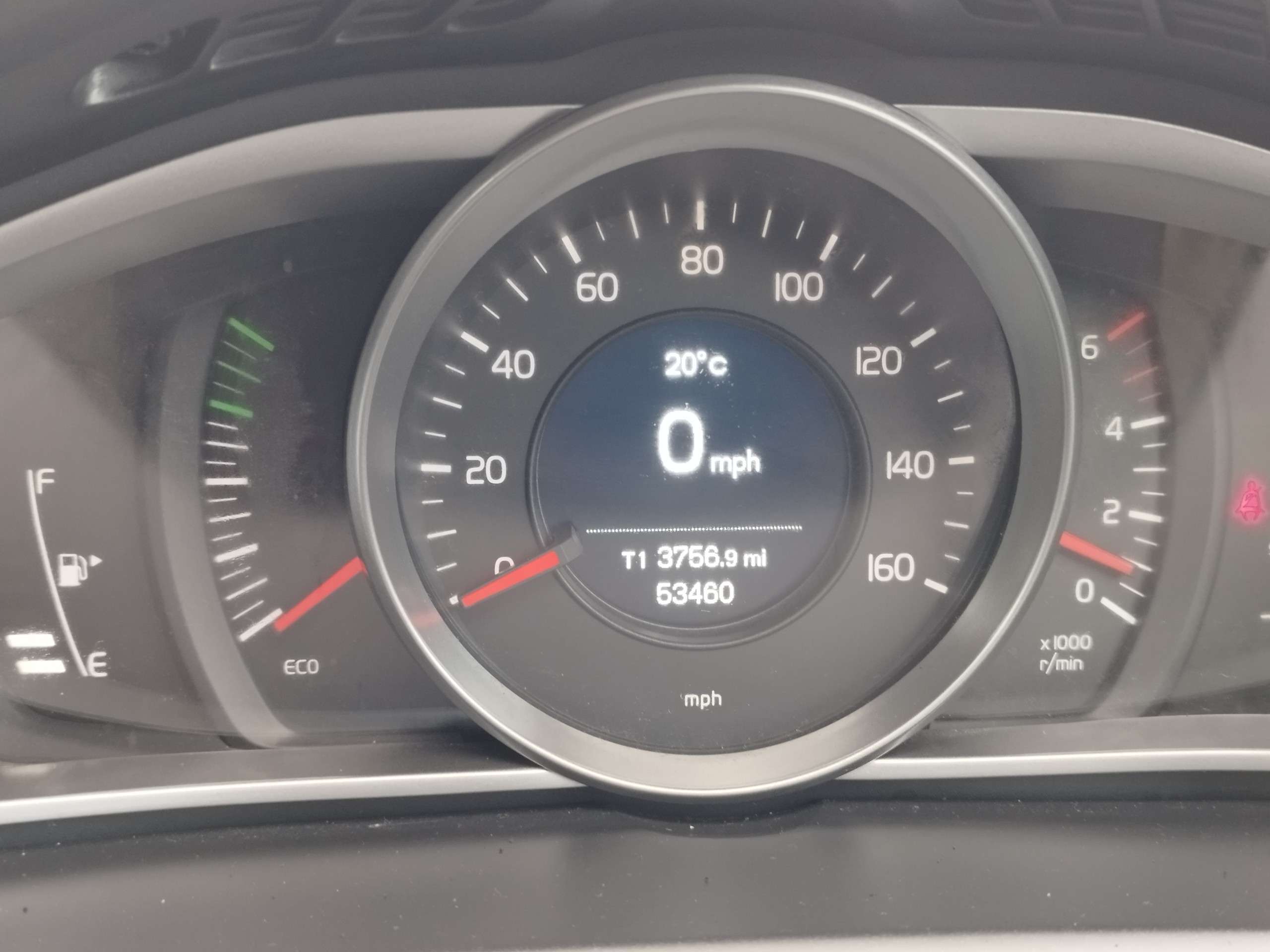 2015 VOLVO V40 2015 VOLVO V40