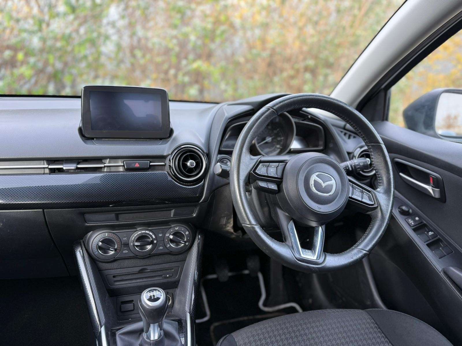 2017 MAZDA MAZDA2 2017 MAZDA MAZDA2