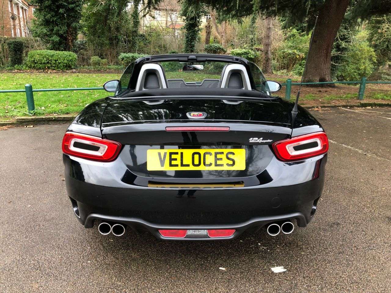 2017 ABARTH 124 2017 ABARTH 124