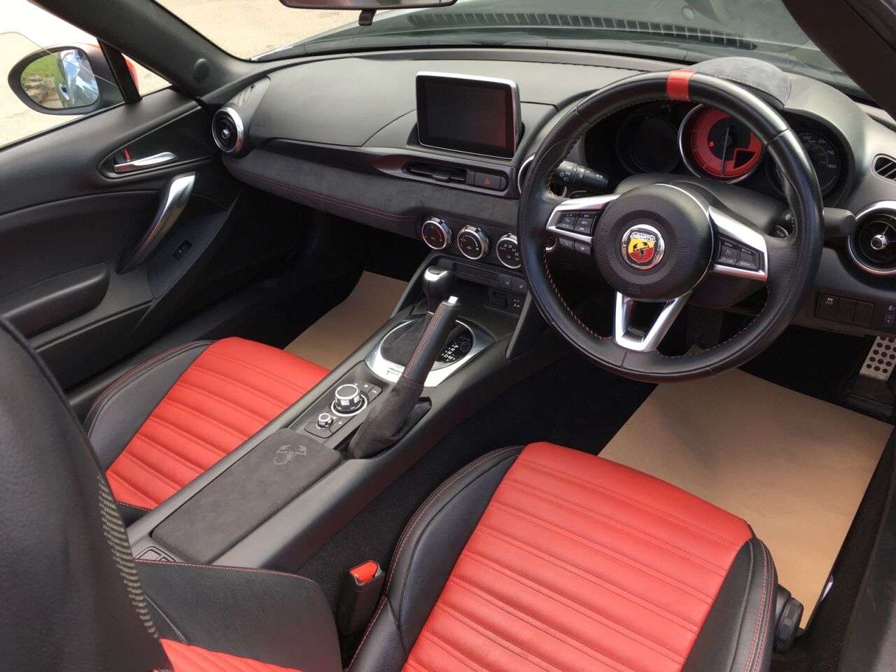 2018 ABARTH 124 2018 ABARTH 124