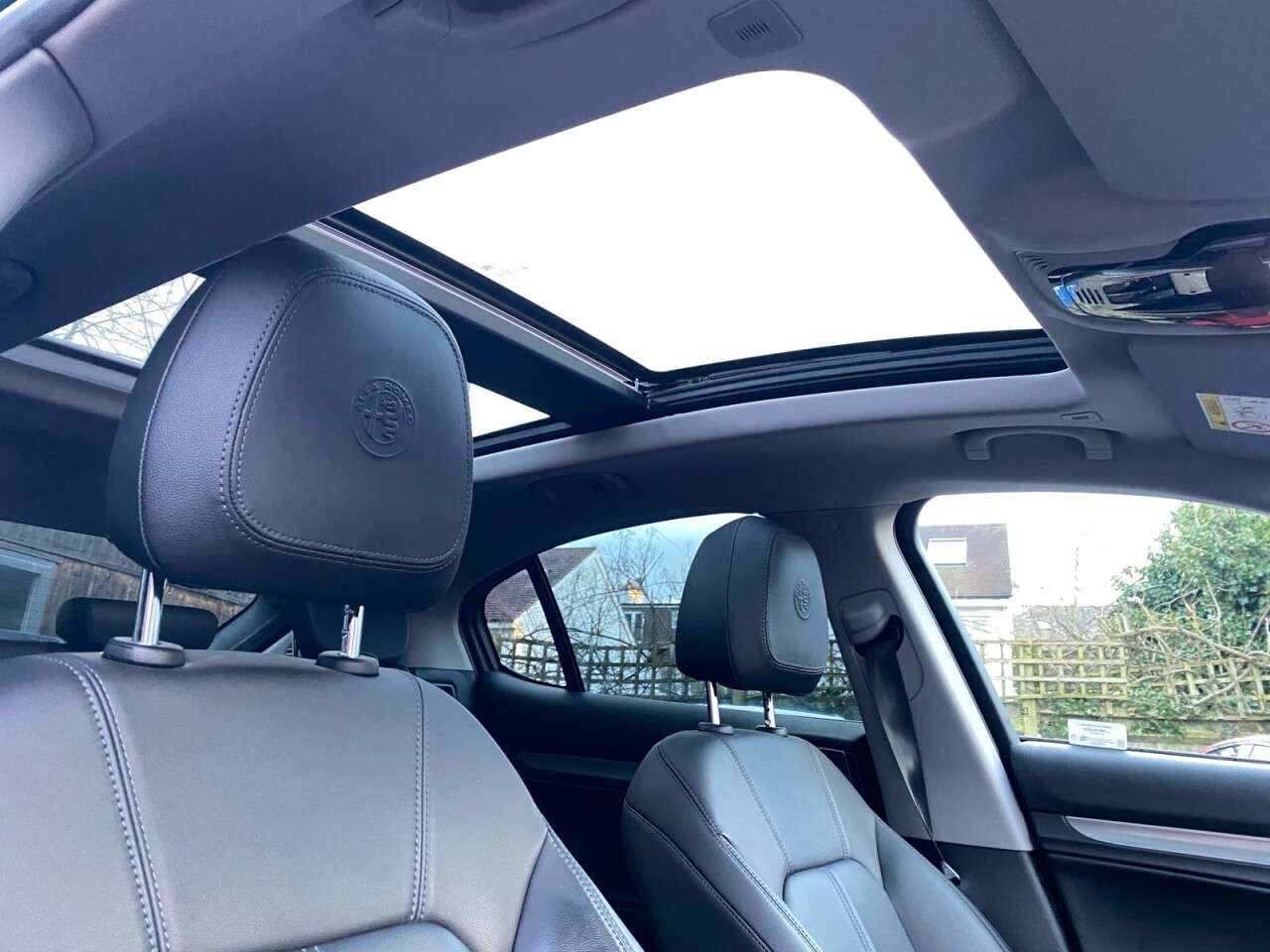 2019 ALFA ROMEO STELVIO 2019 ALFA ROMEO STELVIO