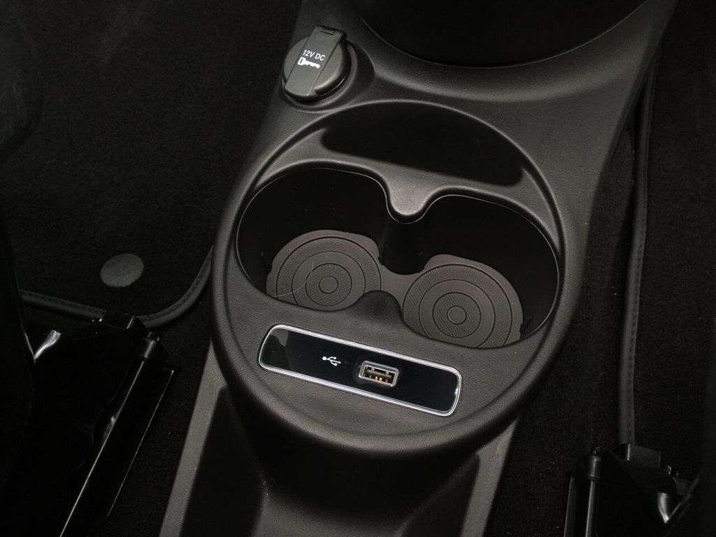 2017 ABARTH 595 HATCHBACK 2017 ABARTH 595 HATCHBACK