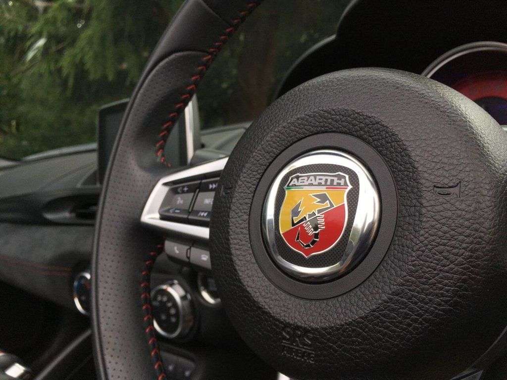 2018 ABARTH 124 2018 ABARTH 124