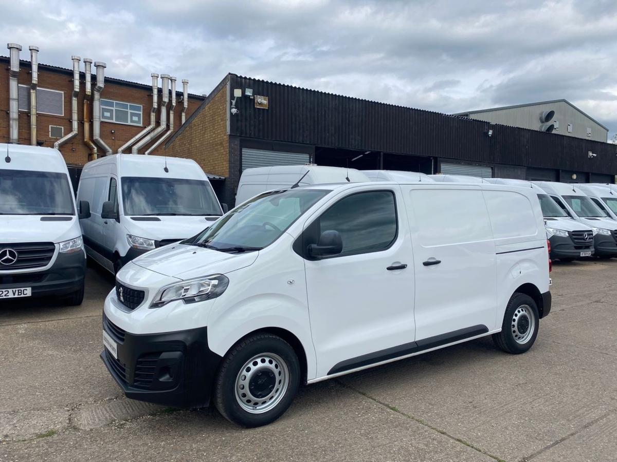 Check out this Peugeot Expert 2021 Diesel Manual