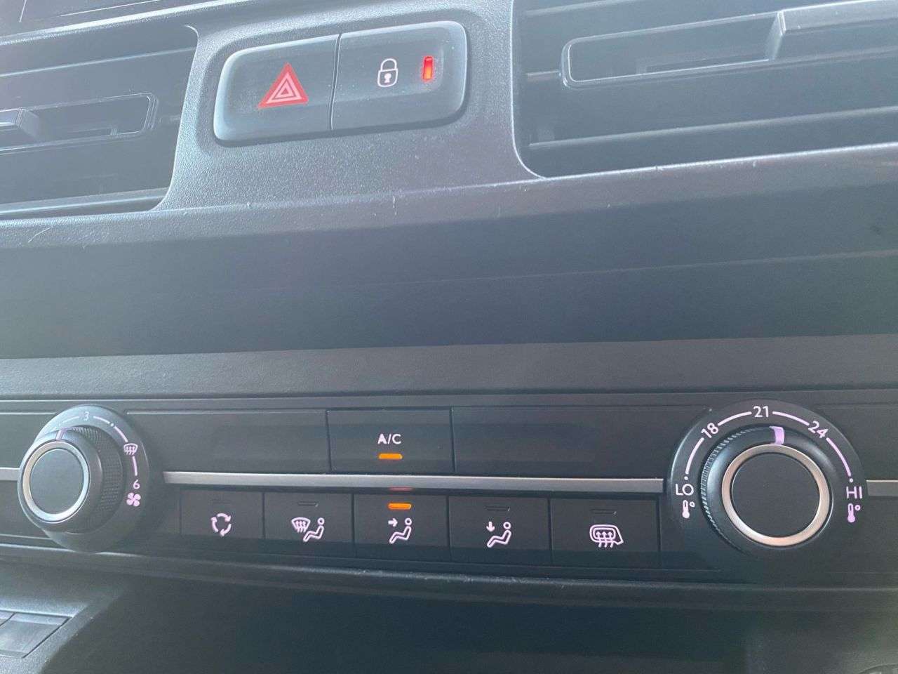 null PEUGEOT PARTNER null PEUGEOT PARTNER