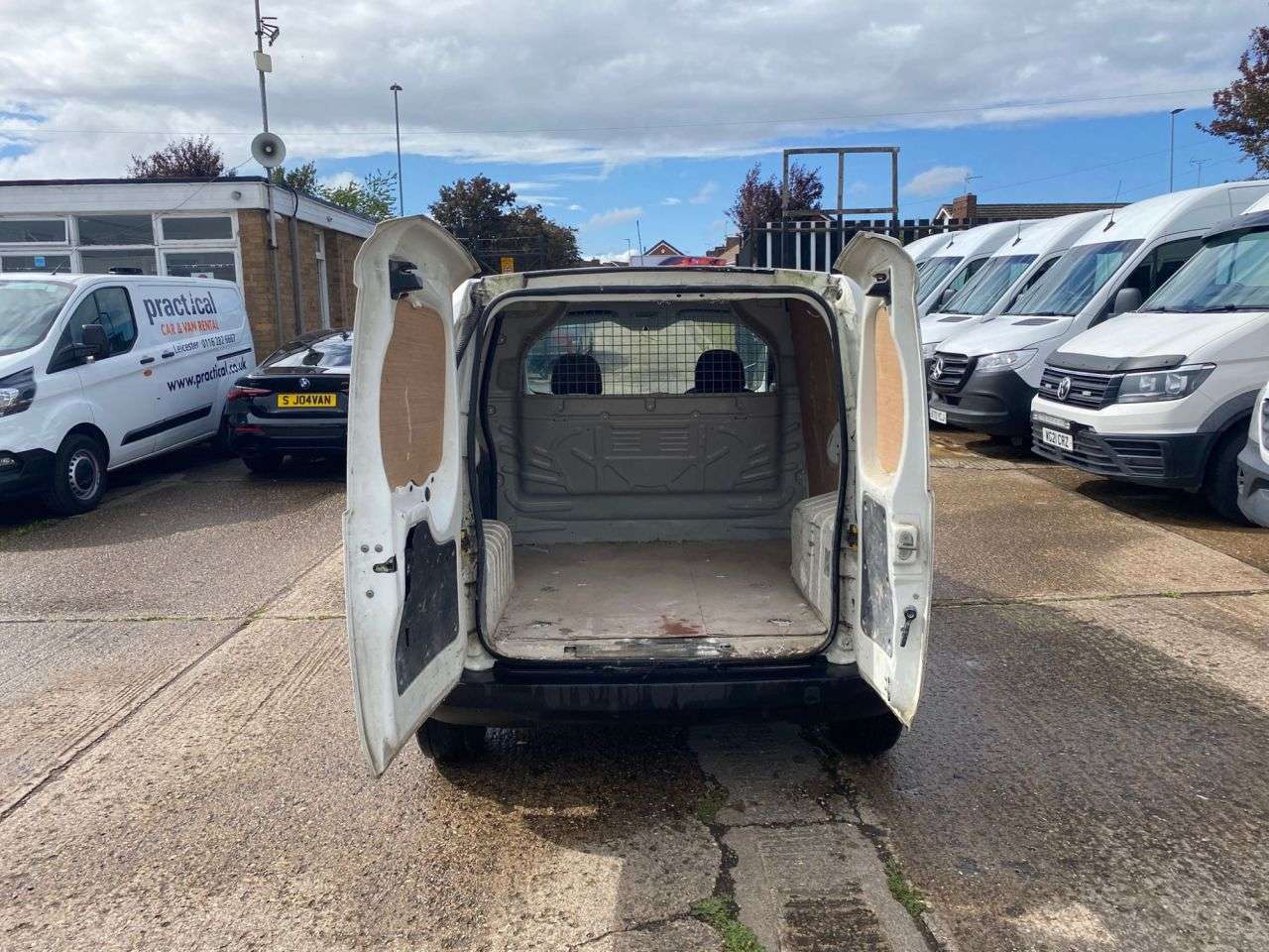 2014 PEUGEOT BIPPER 2014 PEUGEOT BIPPER