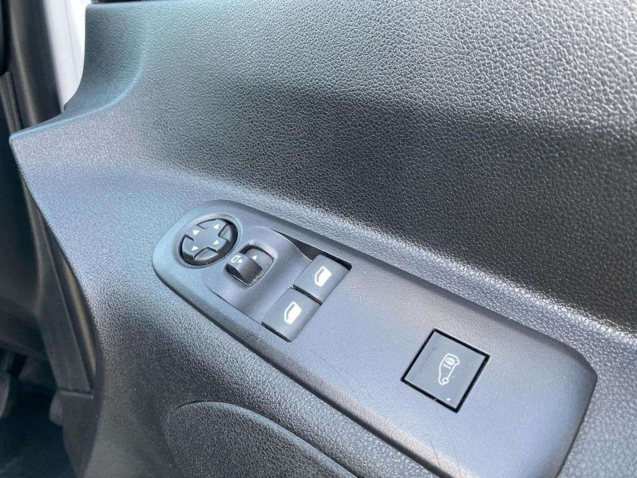 2020 PEUGEOT PARTNER 2020 PEUGEOT PARTNER