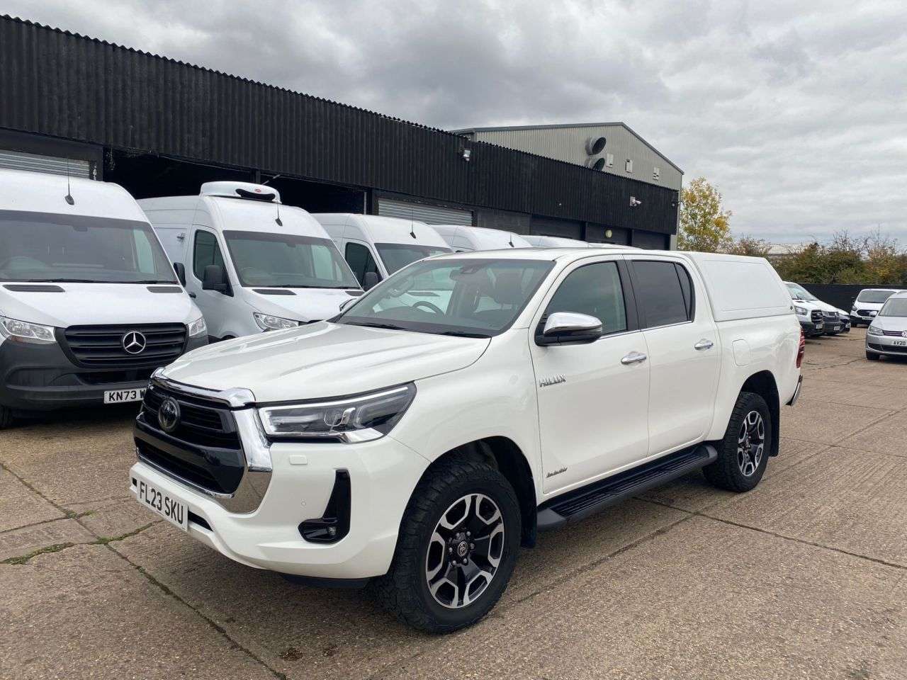 2023 TOYOTA HI-LUX 2023 TOYOTA HI-LUX