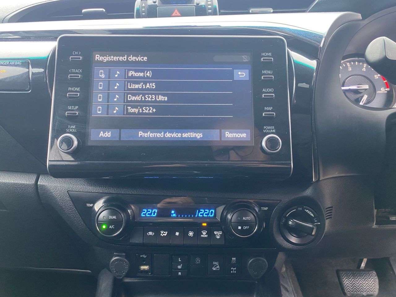 2023 TOYOTA HI-LUX 2023 TOYOTA HI-LUX