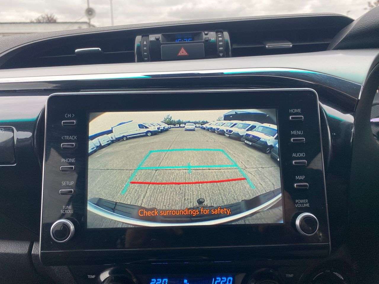 2023 TOYOTA HI-LUX 2023 TOYOTA HI-LUX