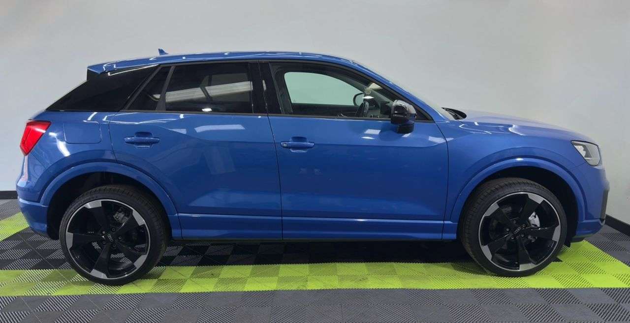 2017 AUDI Q2 2017 AUDI Q2