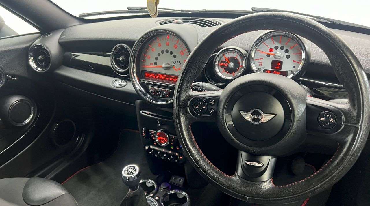 2013 MINI ROADSTER 2013 MINI ROADSTER