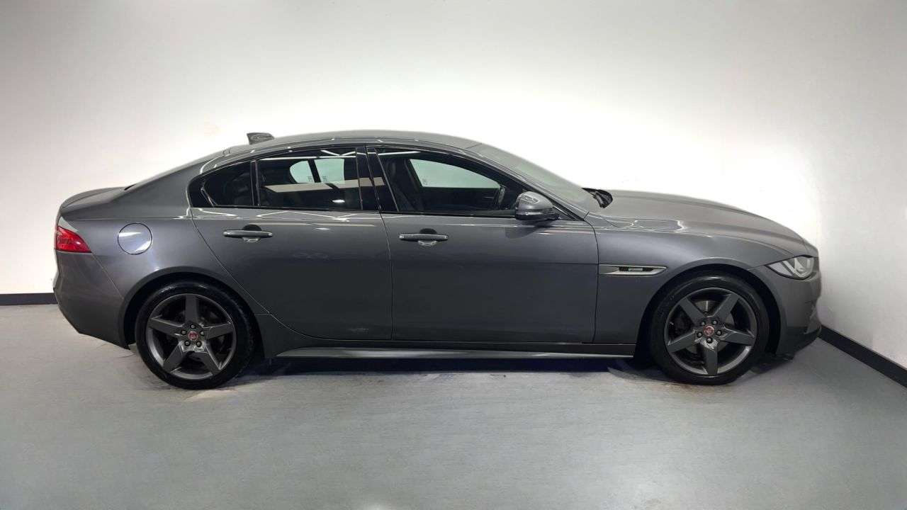 2017 JAGUAR XE 2017 JAGUAR XE