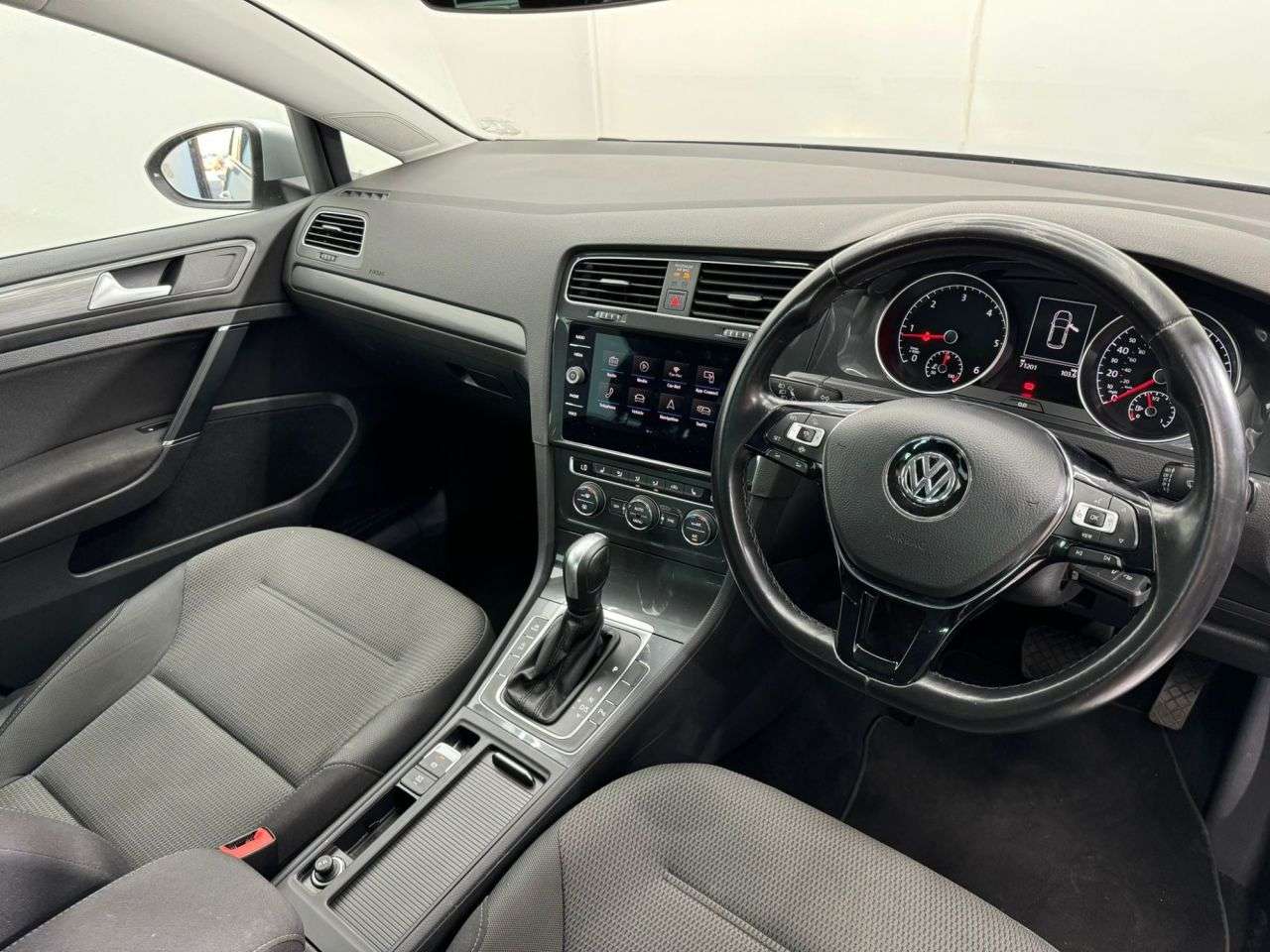 2020 VOLKSWAGEN GOLF 2020 VOLKSWAGEN GOLF