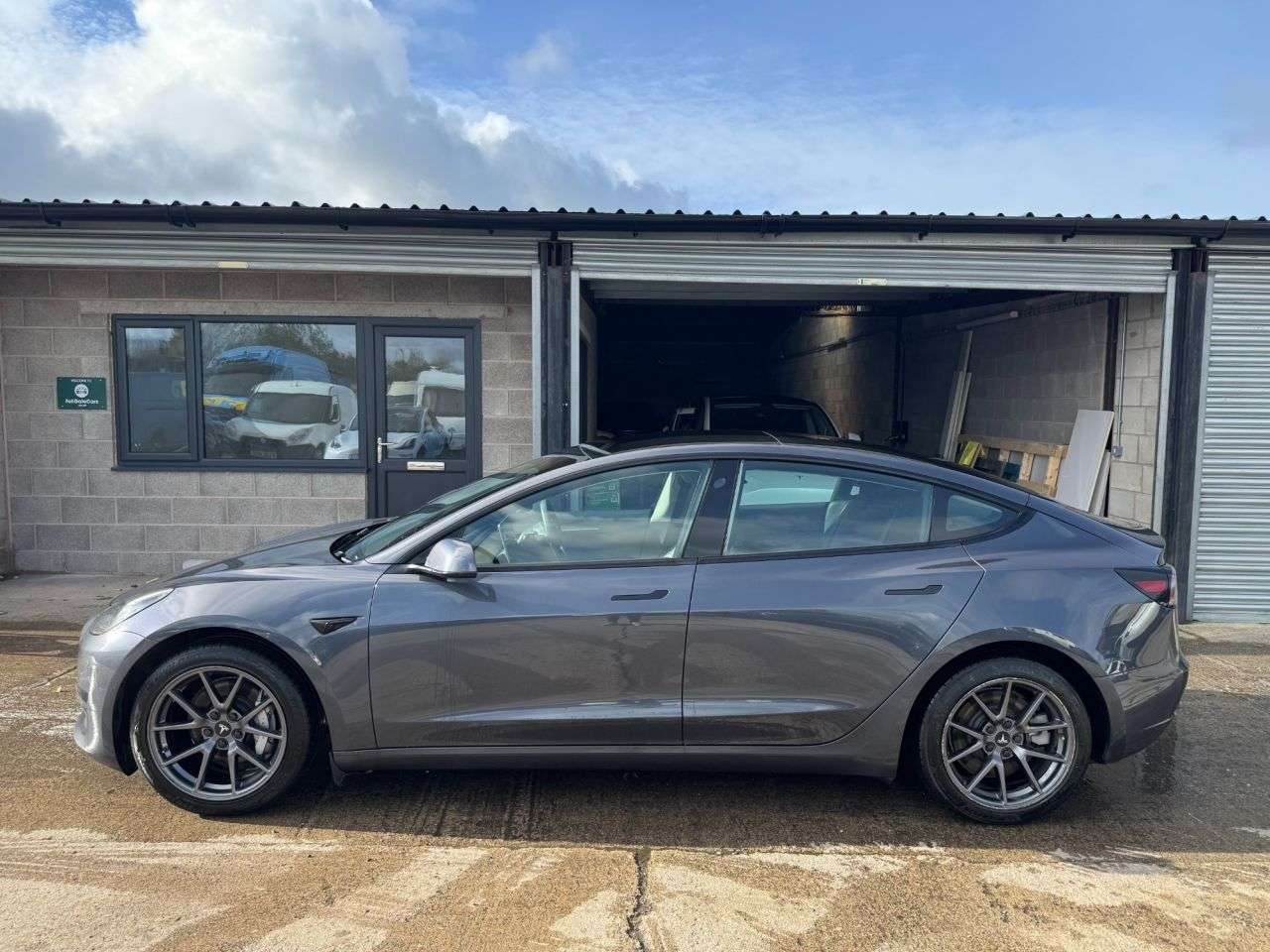 2021 TESLA MODEL 3 2021 TESLA MODEL 3
