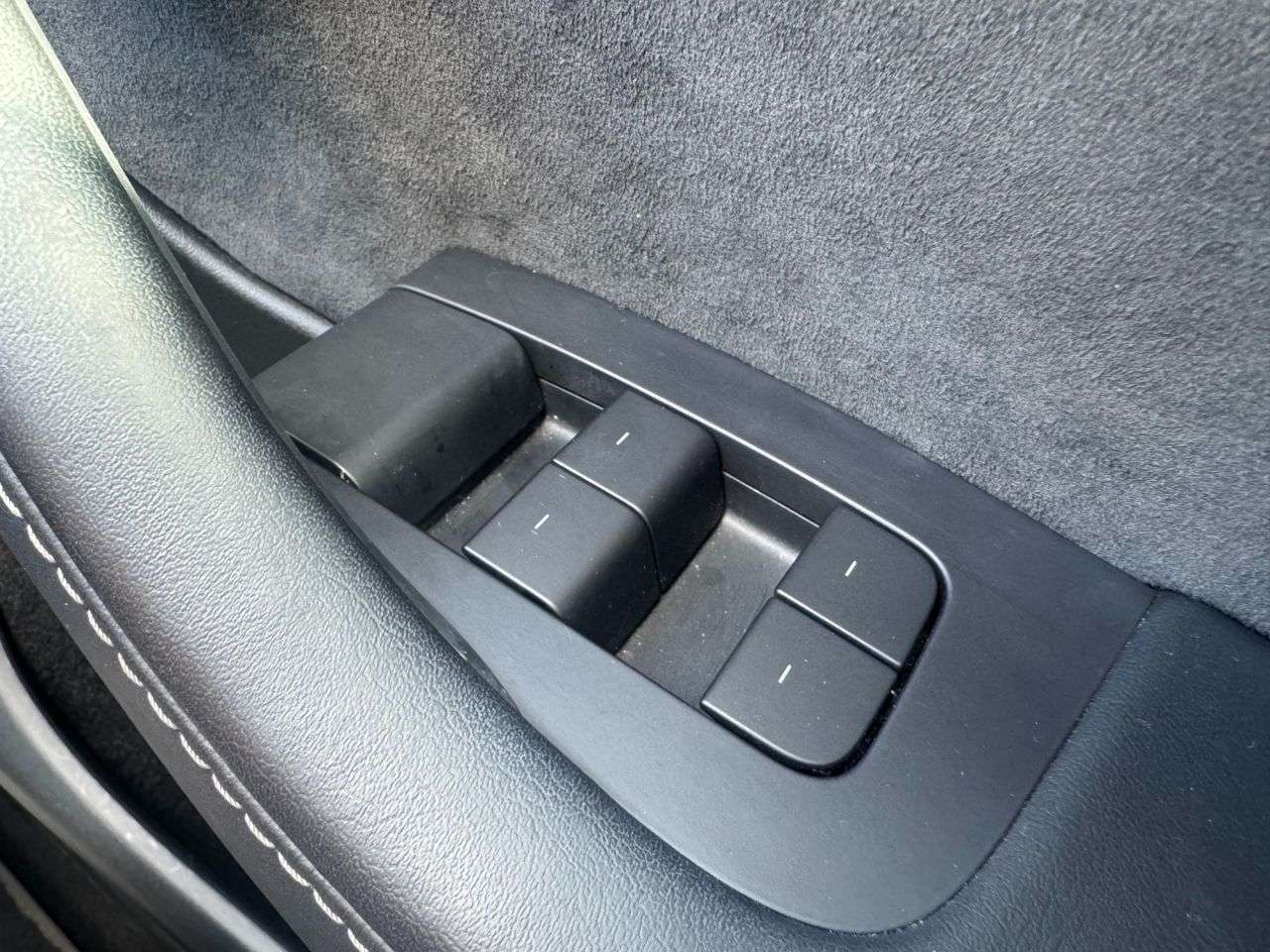 2022 TESLA MODEL Y 2022 TESLA MODEL Y