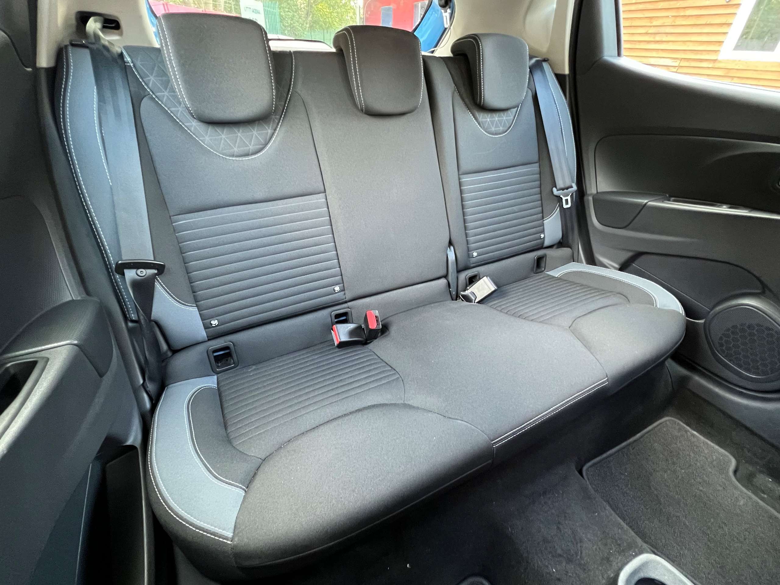 2015 RENAULT CLIO 2015 RENAULT CLIO