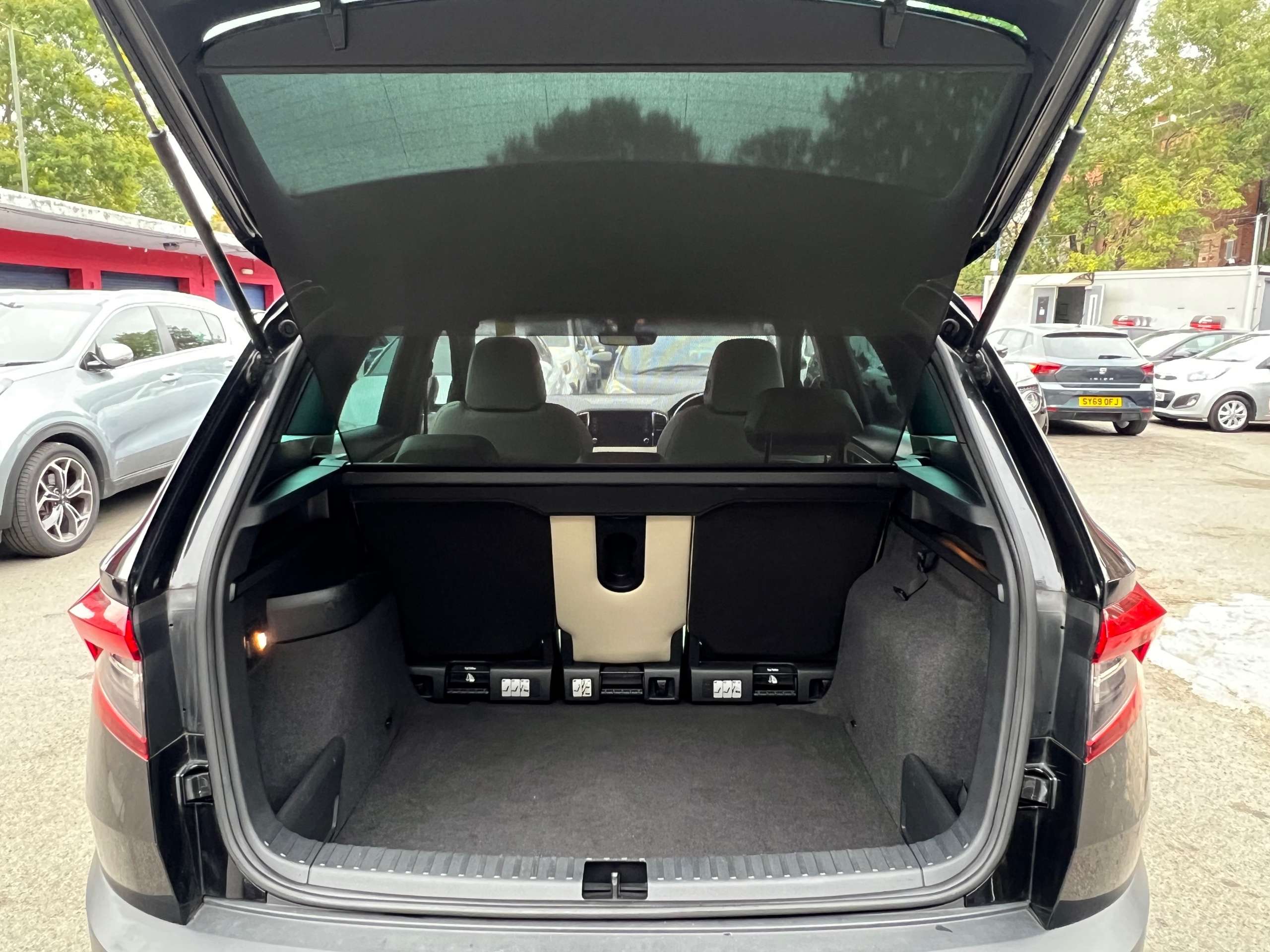 2018 SKODA KAROQ 2018 SKODA KAROQ