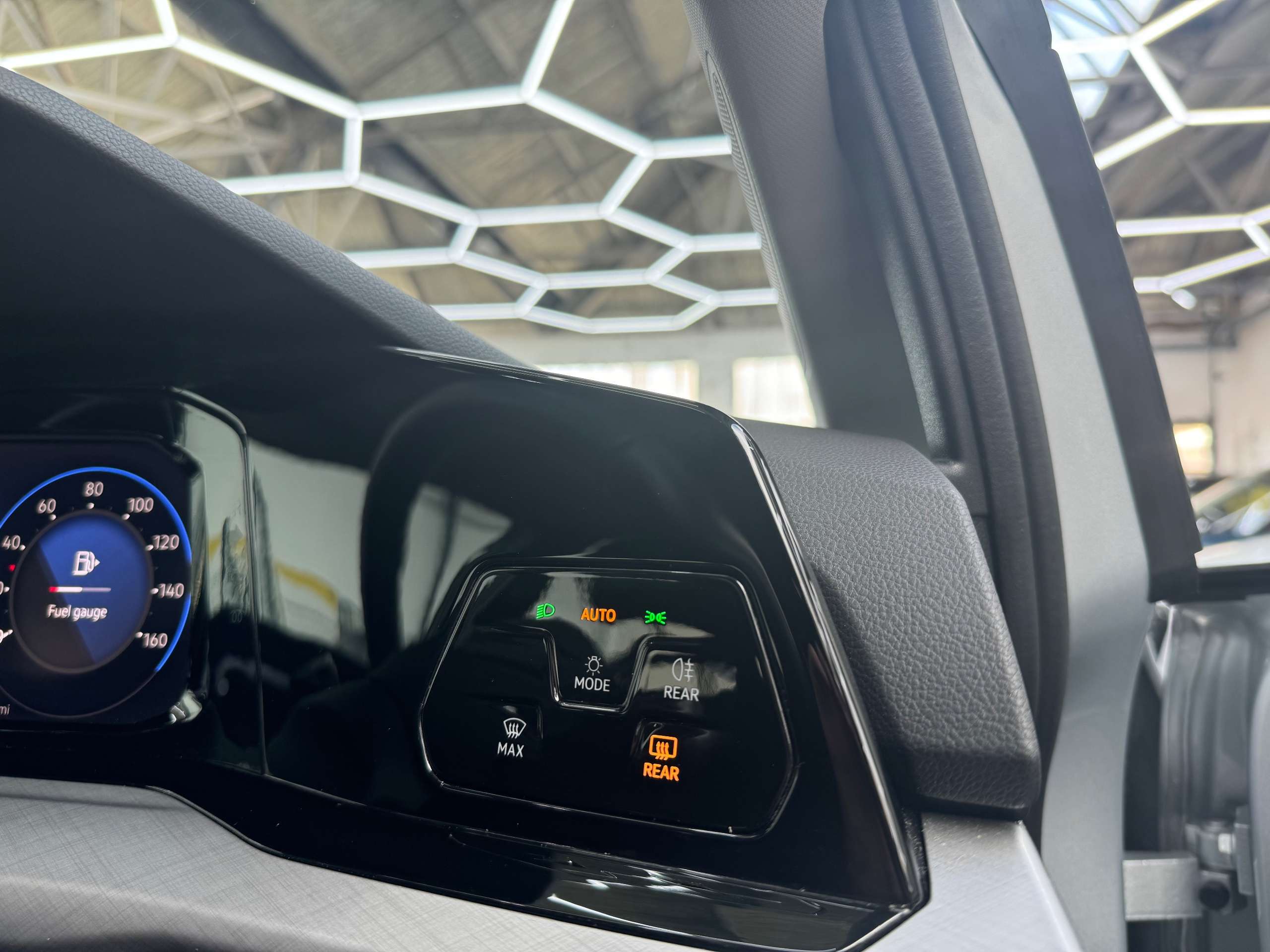 2023 VOLKSWAGEN GOLF 2023 VOLKSWAGEN GOLF