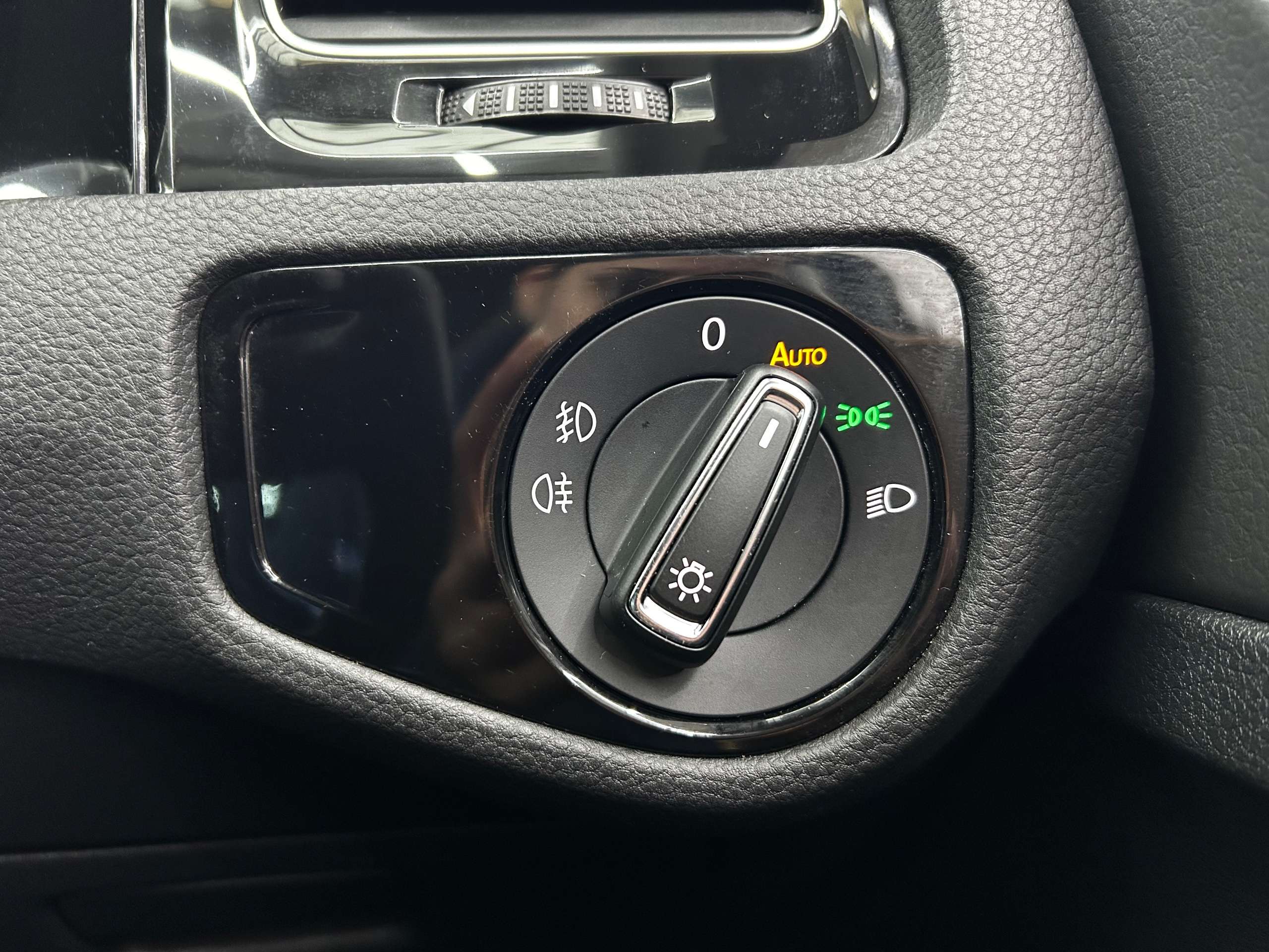 2017 VOLKSWAGEN GOLF 2017 VOLKSWAGEN GOLF