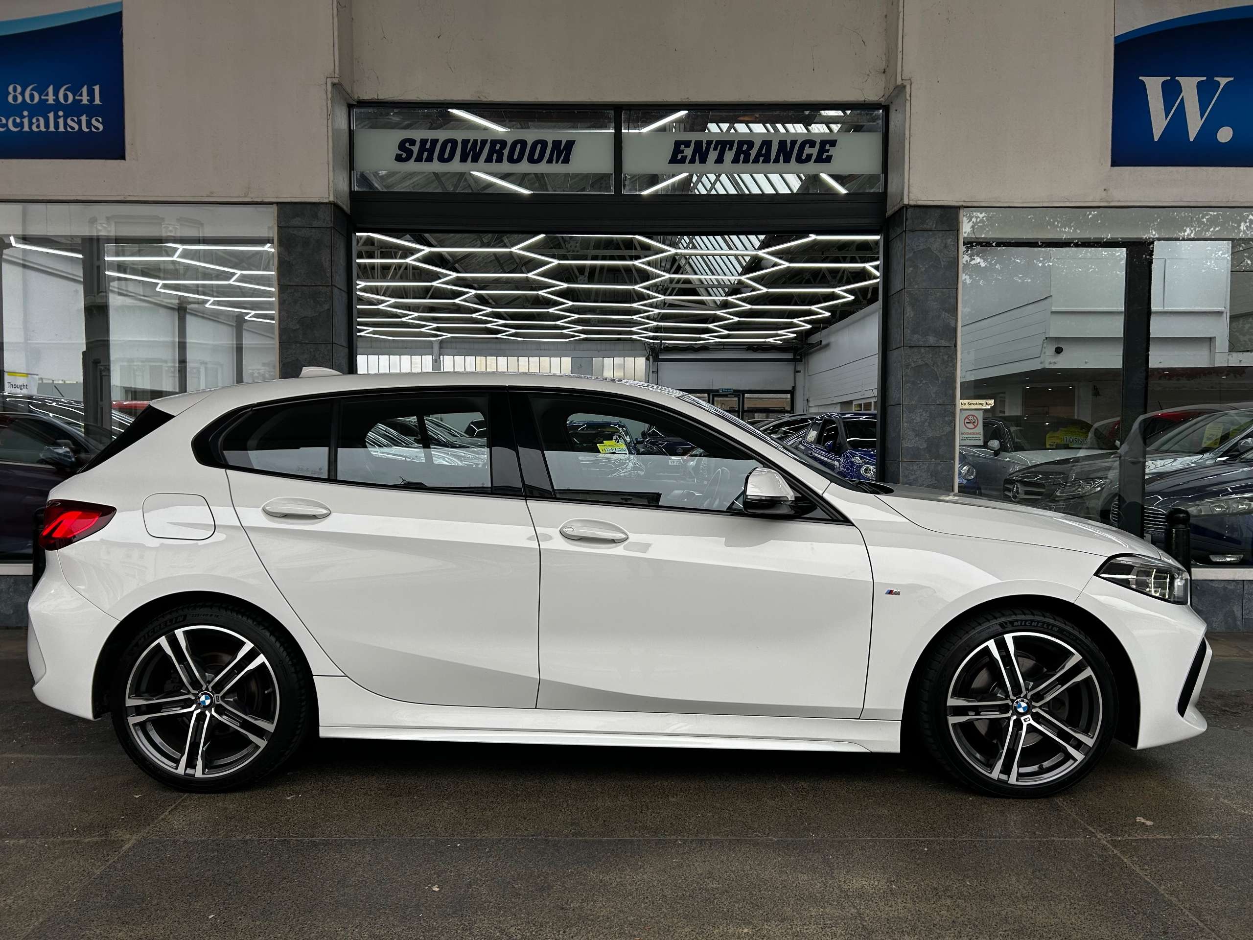 2021 BMW 1 SERIES 2021 BMW 1 SERIES