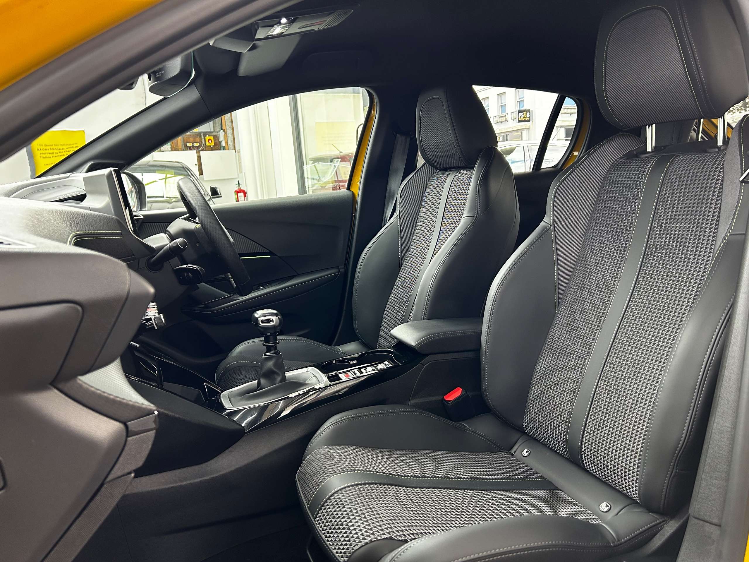 2022 PEUGEOT 208 2022 PEUGEOT 208