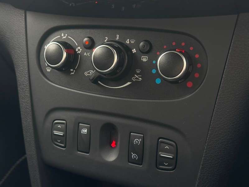 2018 DACIA SANDERO STEPWAY 2018 DACIA SANDERO STEPWAY