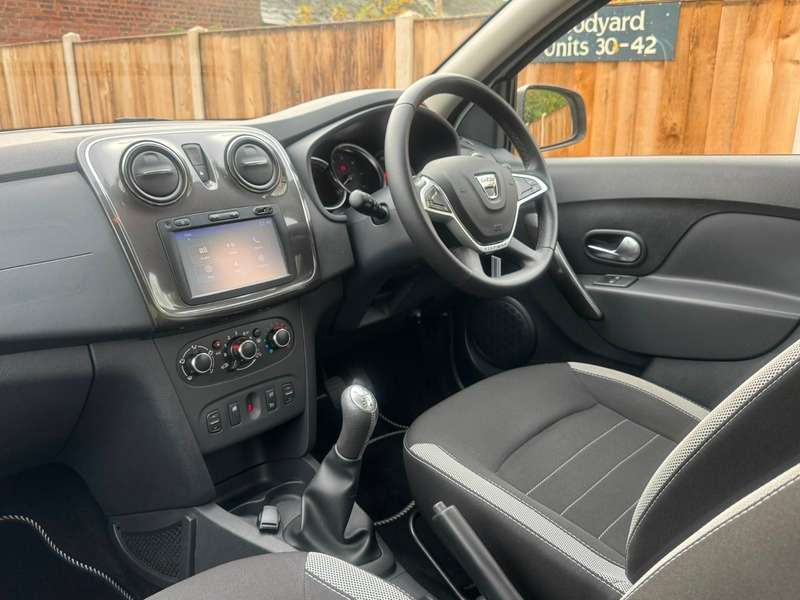 2018 DACIA SANDERO STEPWAY 2018 DACIA SANDERO STEPWAY