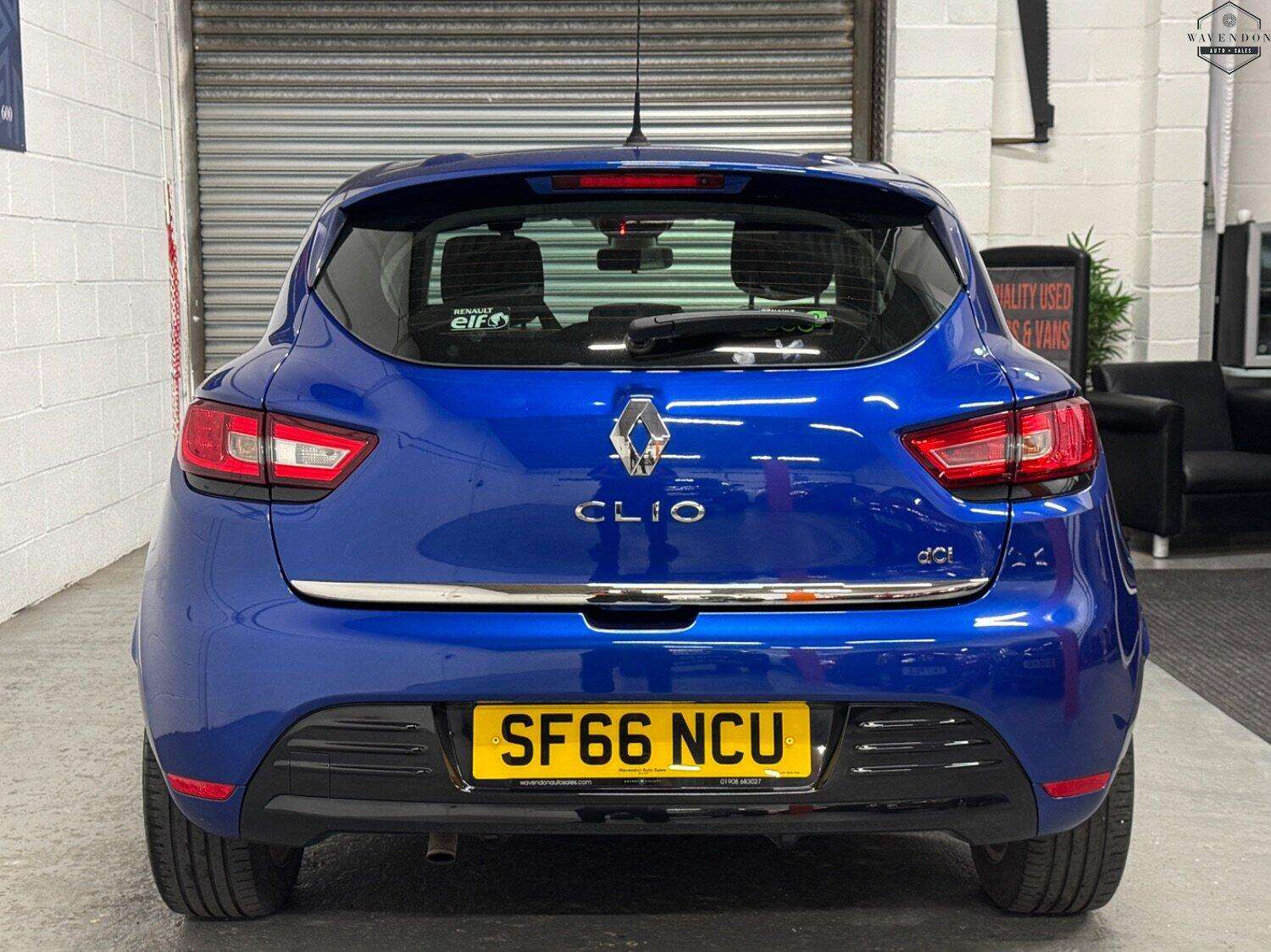 2017 RENAULT CLIO 2017 RENAULT CLIO