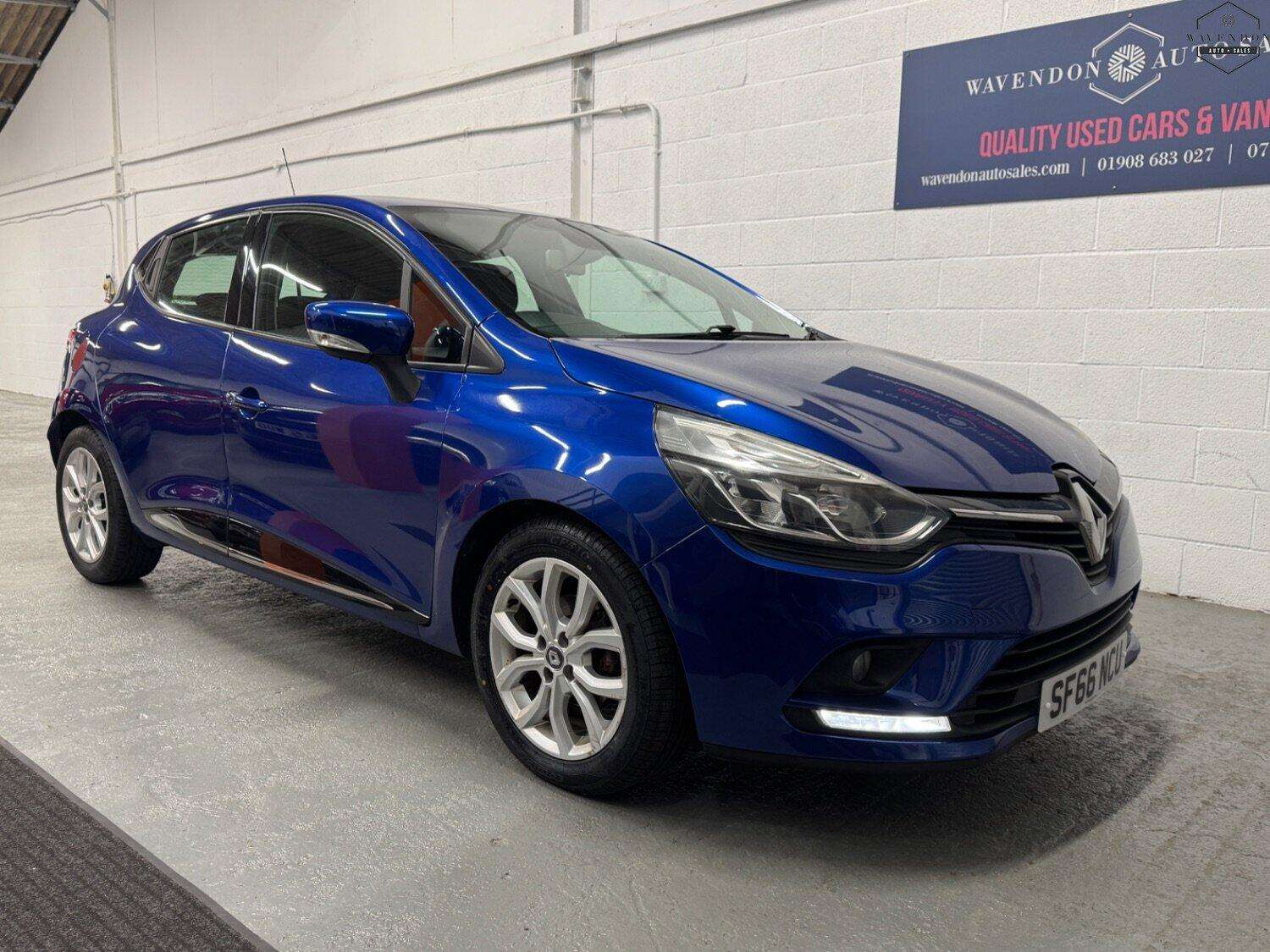 2017 RENAULT CLIO 2017 RENAULT CLIO