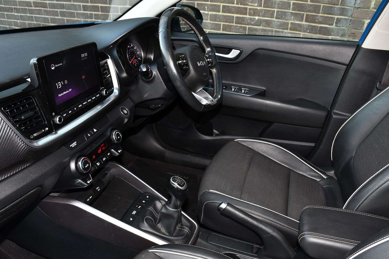 2021 KIA STONIC 2021 KIA STONIC