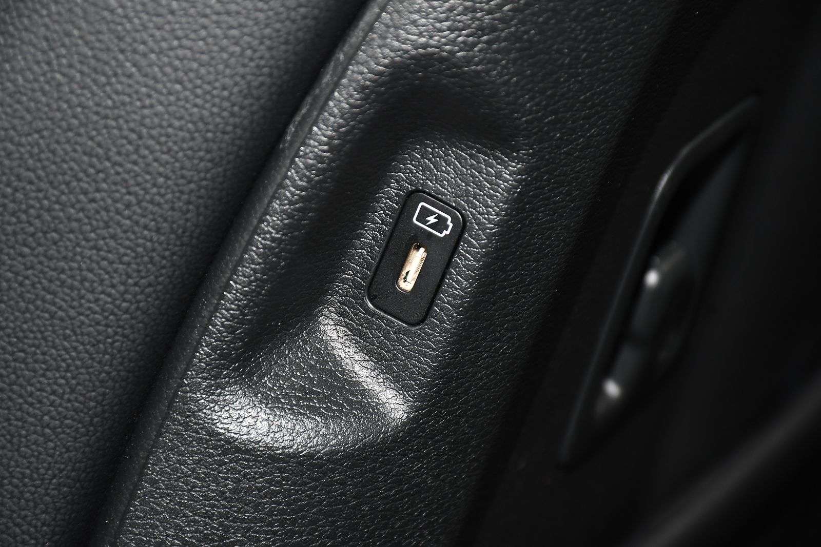 2025 KIA SPORTAGE 2025 KIA SPORTAGE