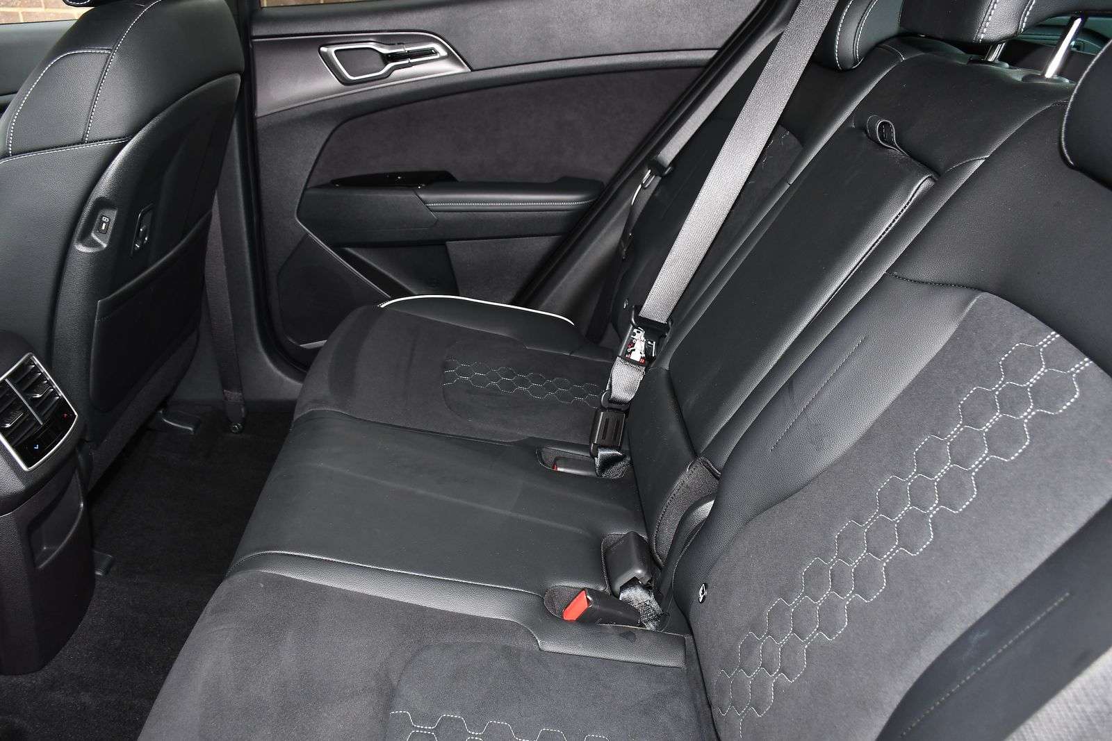 2025 KIA SPORTAGE 2025 KIA SPORTAGE