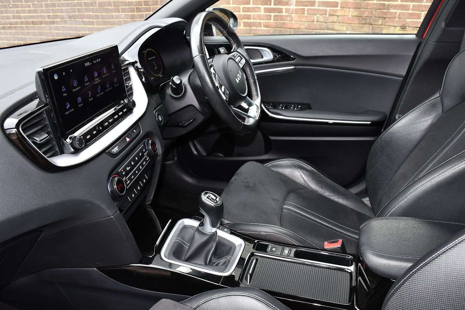 2023 KIA XCEED 2023 KIA XCEED