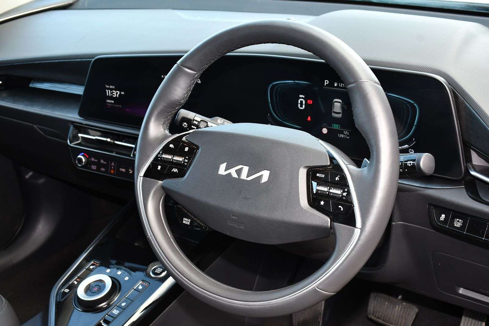 2025 KIA NIRO 2025 KIA NIRO