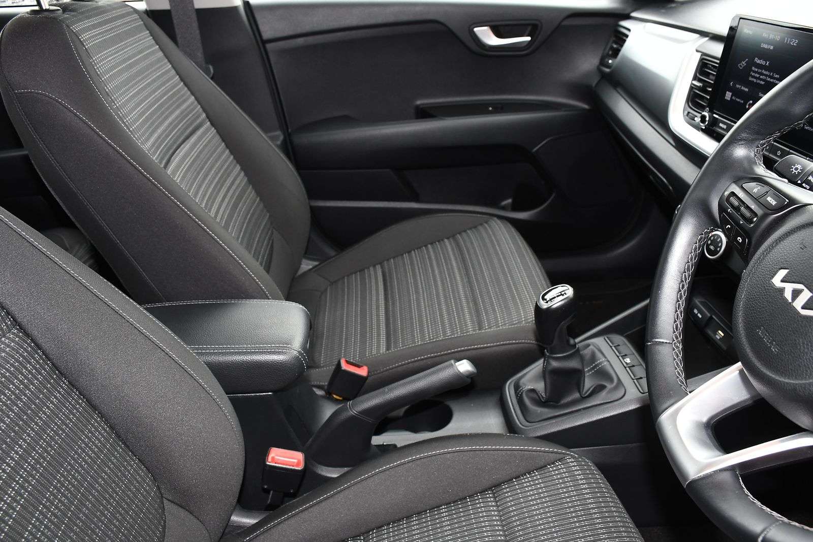 2023 KIA STONIC 2023 KIA STONIC