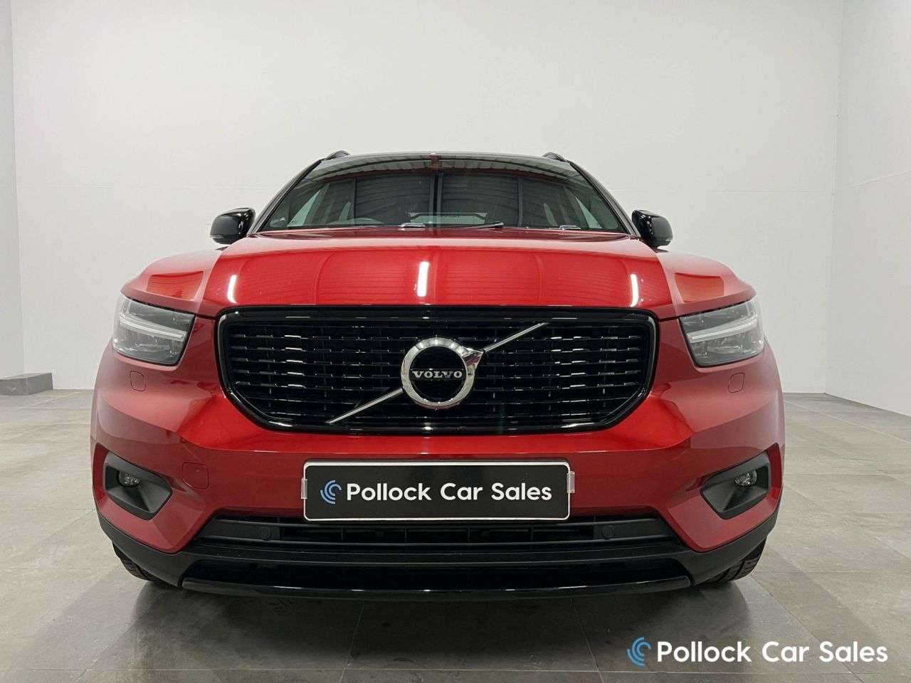 2019 VOLVO XC40 2019 VOLVO XC40