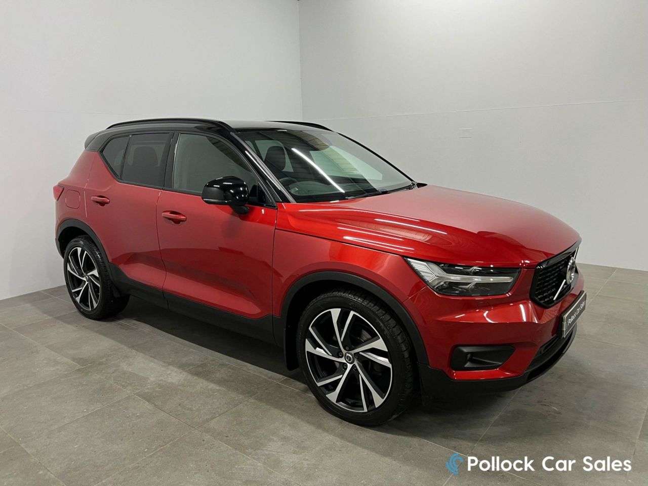 2019 VOLVO XC40 2019 VOLVO XC40