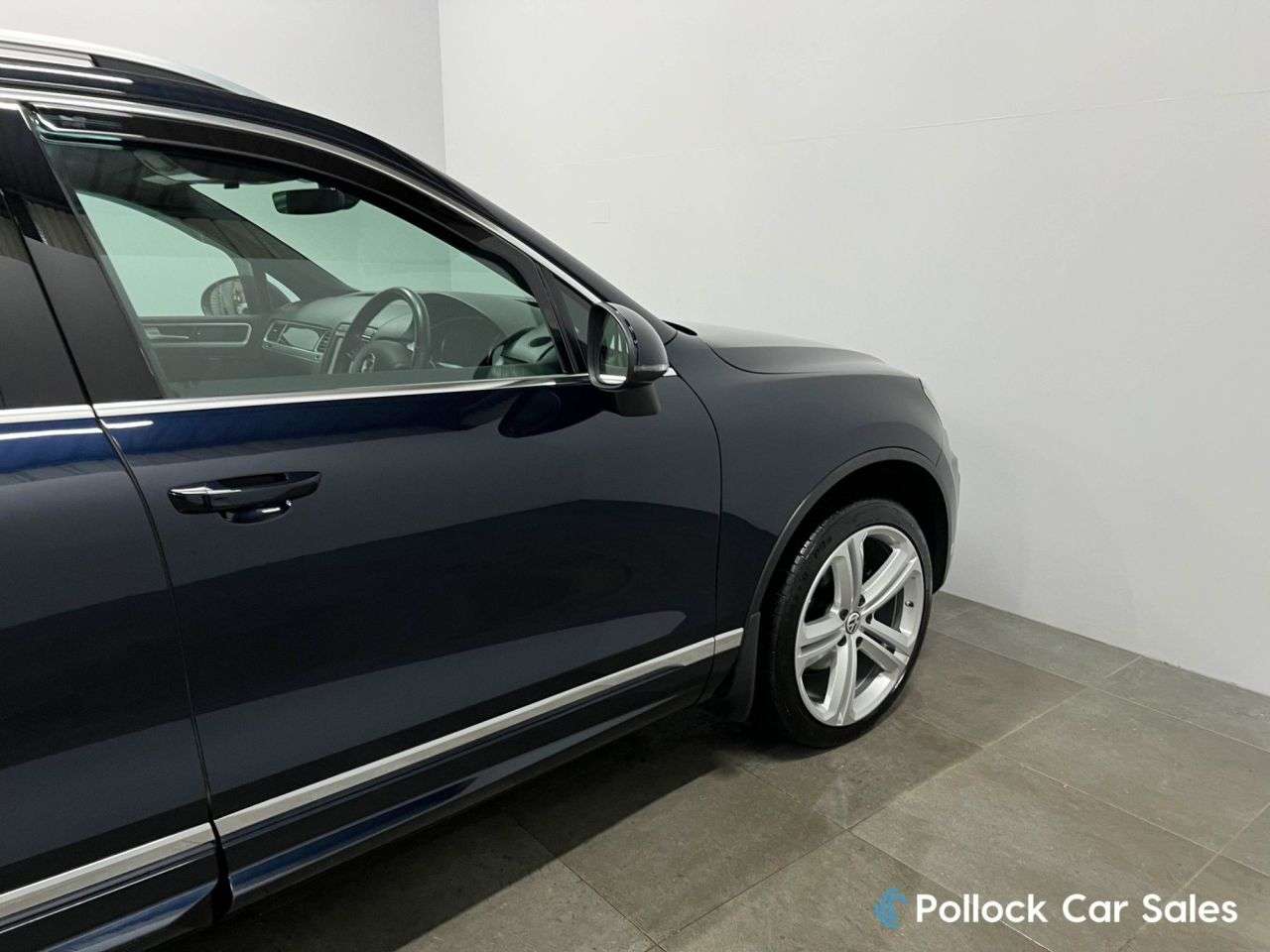 2017 VOLKSWAGEN TOUAREG 2017 VOLKSWAGEN TOUAREG