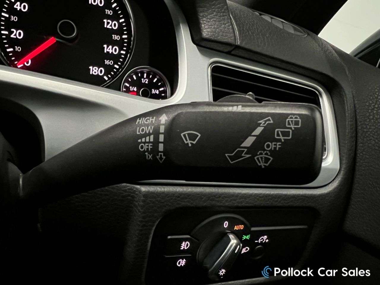 2017 VOLKSWAGEN TOUAREG 2017 VOLKSWAGEN TOUAREG